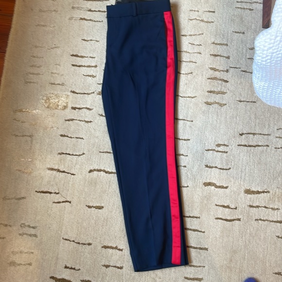 Banana Republic Avery Petite 2 Navy pants - Picture 4 of 4
